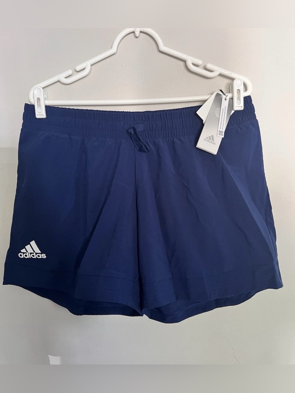 Adidas Aero Ready Women’s navy Blue Athletic Shorts Gym Running Sz L HD5192 NWT.